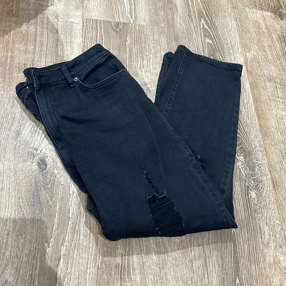 Black distressed boyfriend jeans - Picture 2 of 6